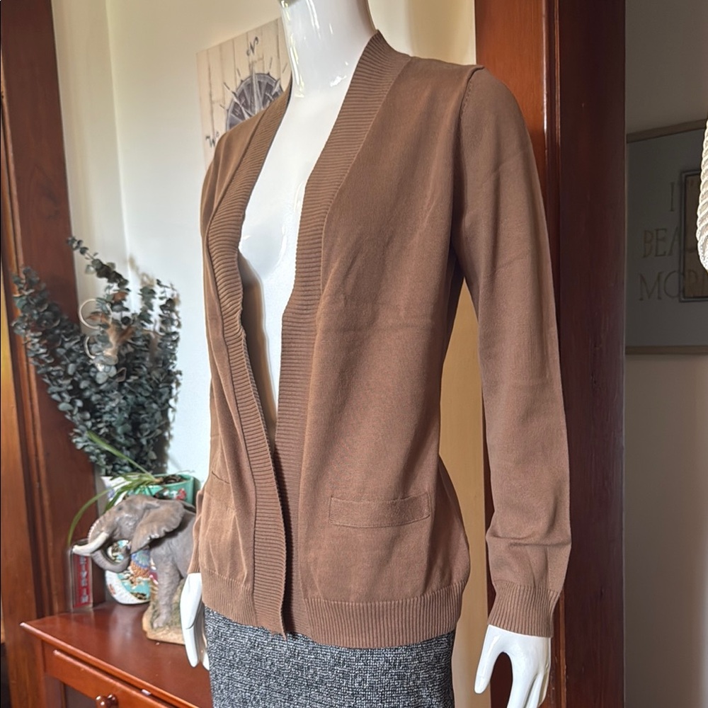 NWT northern reflections size small Women's Brown Cardigan Sweater
